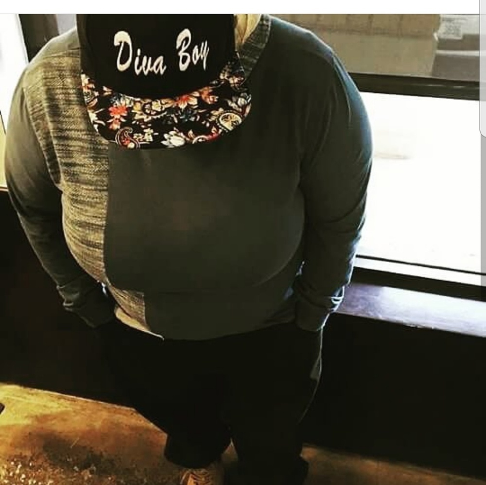 Baseball caps - Picture 2 of 3